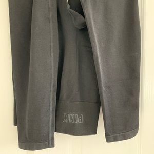 Pink leggings/tights